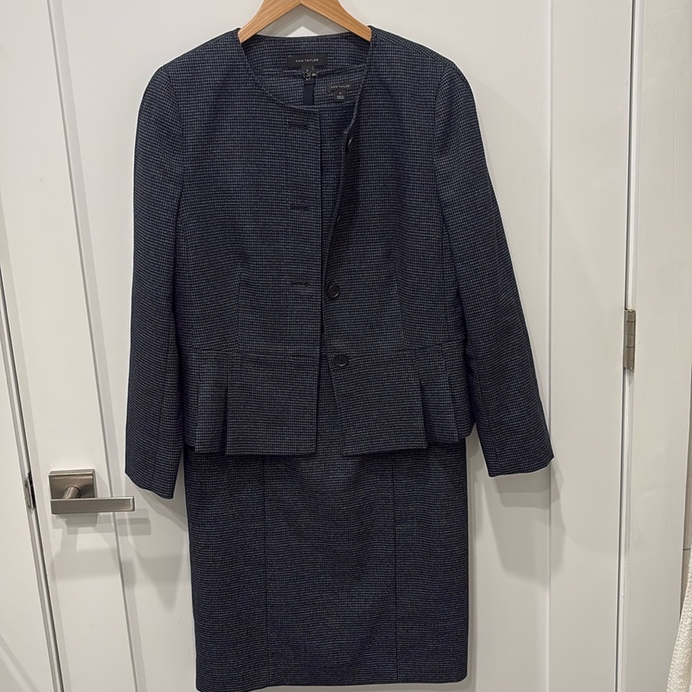 Ann Taylor Matching Navy Dress and Jacket 10